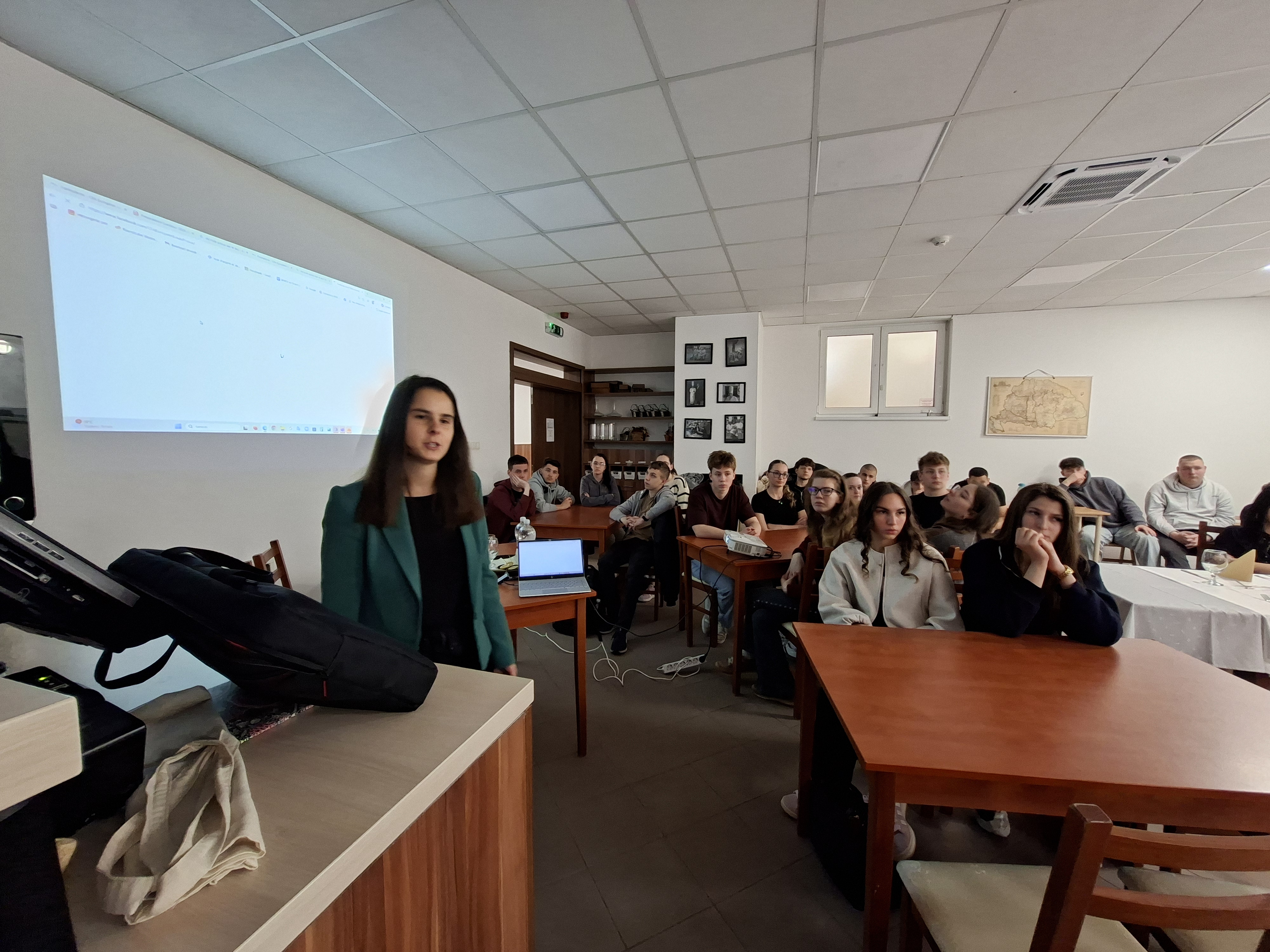 A franciaországi CFA Européen Louis Prioux iskola Eurotour program bemutató